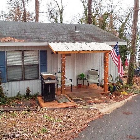 Paradise Cove Cabin With Boathouse And Dock Guntersville Exterior foto